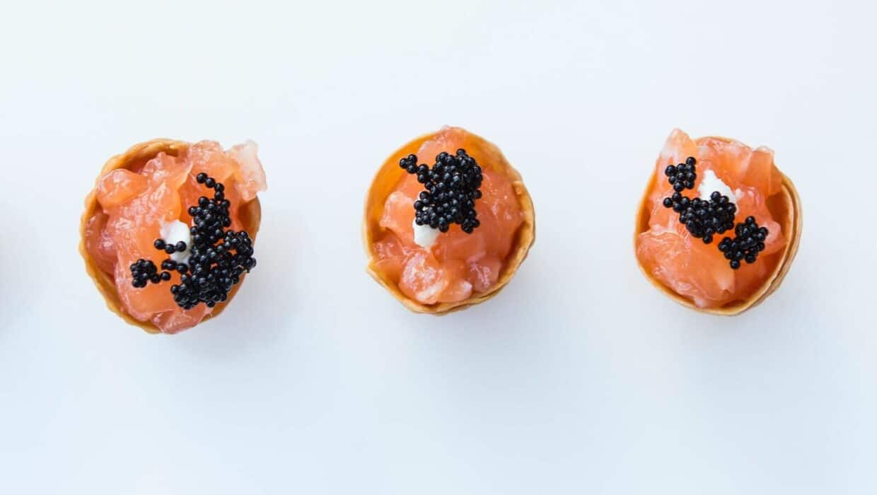 salmon tartare cones with caviar